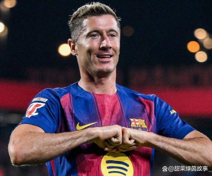 ข่าวการย้ายทีมของบาร์เซโลนา: อนาคตของเลวานดอฟสกี้พลิกผัน กองหน้าไม่ปฏิเสธการตัดสินใจครั้งใหญ่ ดาบิด เบร์นาเบ เนื่องจากเรอัล มาดริด