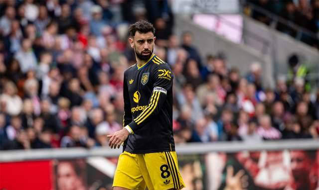 แมนเชสเตอร์ ยูไนเต็ด ปะทะศึกแห่งการล้างแค้นเวลาตี 4! ชัยชนะจะทำให้พวกเขาแซงสามทีมขึ้นไปอยู่ในห้าอันดับแรก, เฟอร์นันเดสเล็งทำลายสถิติเบ็คแฮม_มูตินโญ่_ลิเวอร์พูล_เชลซี