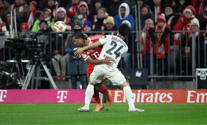 บาเยิร์น มิวนิค เก็บแต้มได้อย่างหวุดหวิดในการแข่งขันยูฟ่า แชมเปียนส์ลีก ครองบอล 85% และยิง 24 ครั้ง ทำสถิติใหม่ในบุนเดสลีกาในรอบ 52 ปี_เคน_คัลล์_แมตช์