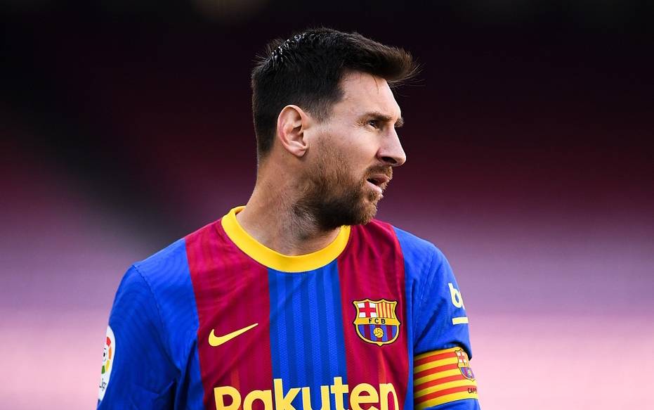 ลาปอร์ต้าปฏิเสธข้อเสนอที่ผิดพลาดของแมนเชสเตอร์ ซิตี้สำหรับเมสซี่เมื่อกว่าทศวรรษที่แล้ว! แต่กลับทรยศเขาเพียงไม่กี่ปีที่ผ่านมา! _แกรี่ คุก_ _โรบินโญ่_ _บาร์เซโลนา_