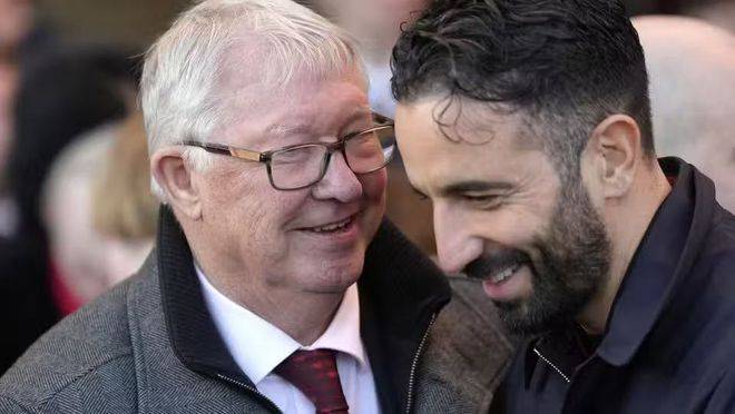 คำพูดของเฟอร์กูสันกลับกลายเป็นผลเสีย! อาโมอิมยืนหยัดต่อต้านผู้จัดการทีมในตำนาน: ยูไนเต็ดไม่จำเป็นต้องรอเป็นทศวรรษ _ปีศาจแดง_ โปรตุเกส_ แชมเปียนส์ลีก