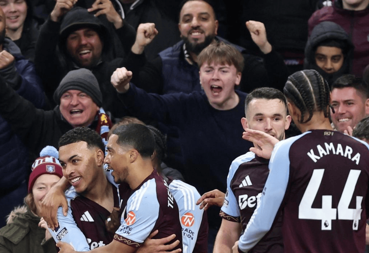 1-2! แมนเชสเตอร์ ยูไนเต็ด พ่ายแพ้: ชนะเพียงหนึ่งเกมจากสี่เกม ขณะที่นักเตะอัจฉริยะวัย 23 ปี ทำประตูสองลูกเพื่อจารึกชื่อในประวัติศาสตร์_Rogers_Cunha_Morgan