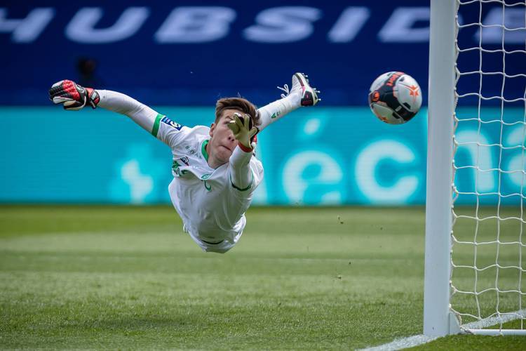 ศึกฟุตบอลถ้วยฝรั่งเศส: นีซ พบ แซงต์-เอเตียน - วิเคราะห์เจาะลึกก่อนเกม กลยุทธ์ | แนวรับ | อาการบาดเจ็บ