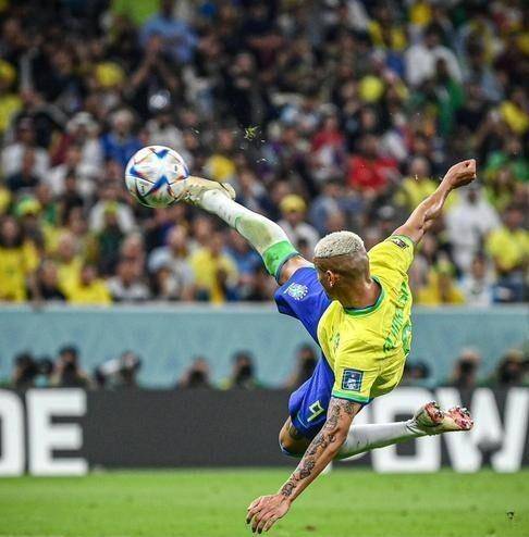 นักเตะที่สเปอร์สปล่อยทิ้งกลับมารุ่งอีกครั้ง ยิง 9 ประตูใน 17 นัด – หมายเลข 9 ที่อันเชล็อตติชื่นชอบ, ดาวซัลโวสูงสุดของบราซิล! _ซาลิซอน_ ยูโรปาลีก เรอัล มาดริด