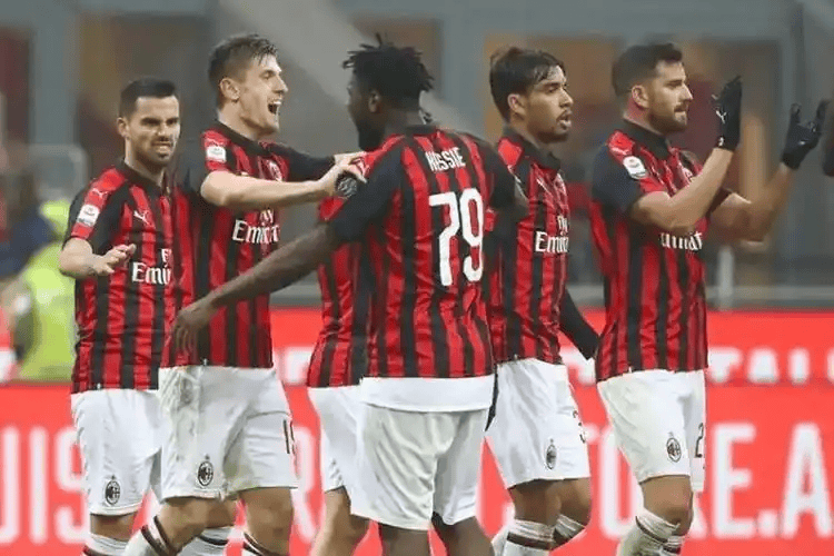 การครองเกมในบ้านท่ามกลางวิกฤตอาการบาดเจ็บ? นาโปลี vs ปาร์ม่า: การแข่งขันเพื่อคว้าตั๋วแชมเปียนส์ลีกกับทีมเลื่อนชั้นที่ขาดผู้เล่นหลายรายสร้างความกังวลเรื่องการยิงประตู เกมรุก | กัลโช่ เซเรีย อา